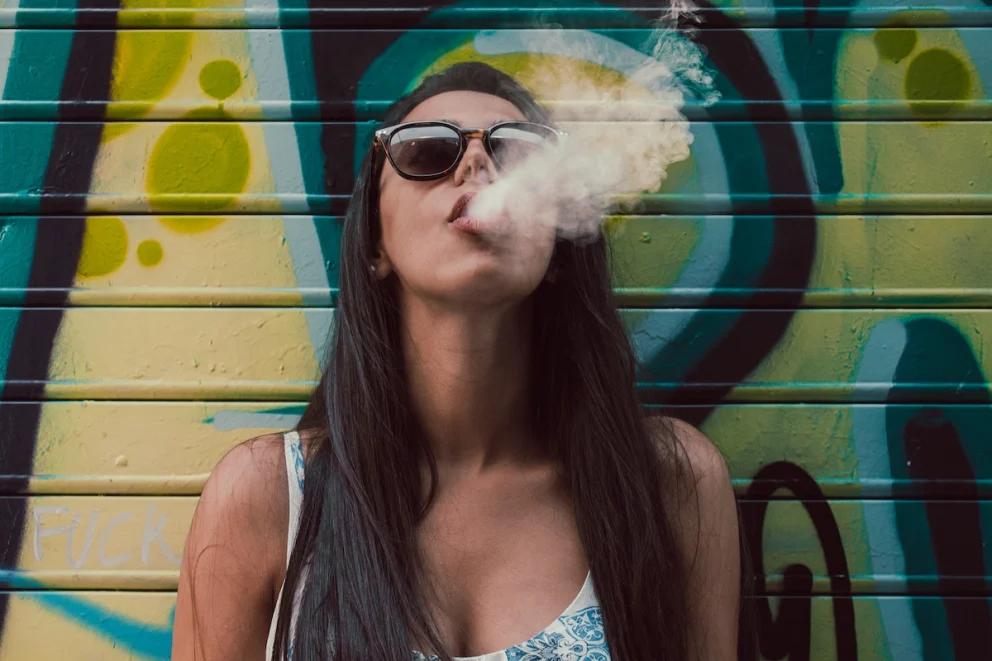 learn how to smoke weed for beginners