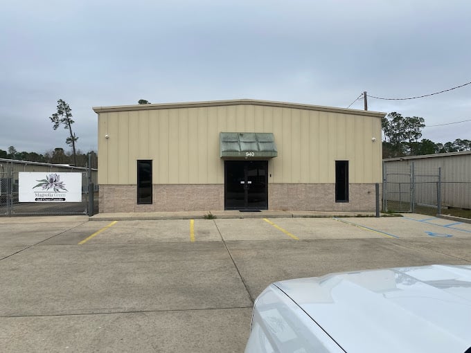 magnolia green dispensary storefront